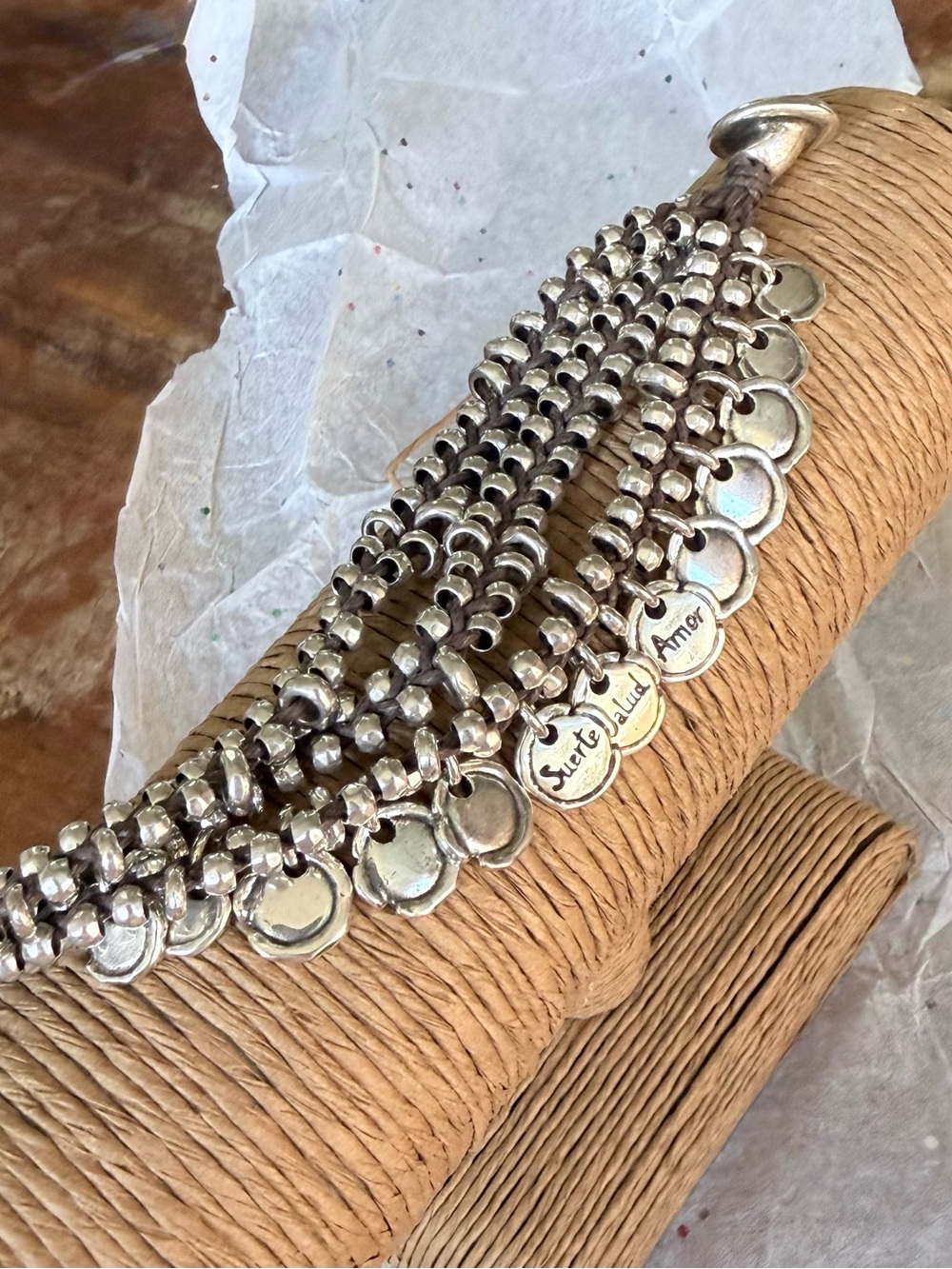 UNO de 50 Silver Multi-Strand Coin Charm Bracelet